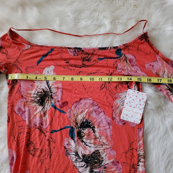 Free People Birds of Paradise Floral Off-Shoulder Flare Sleeve Top Small NWT - Picture 12 of 14